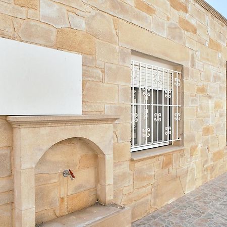 Ekavi Apartment Kíssamos Екстериор снимка