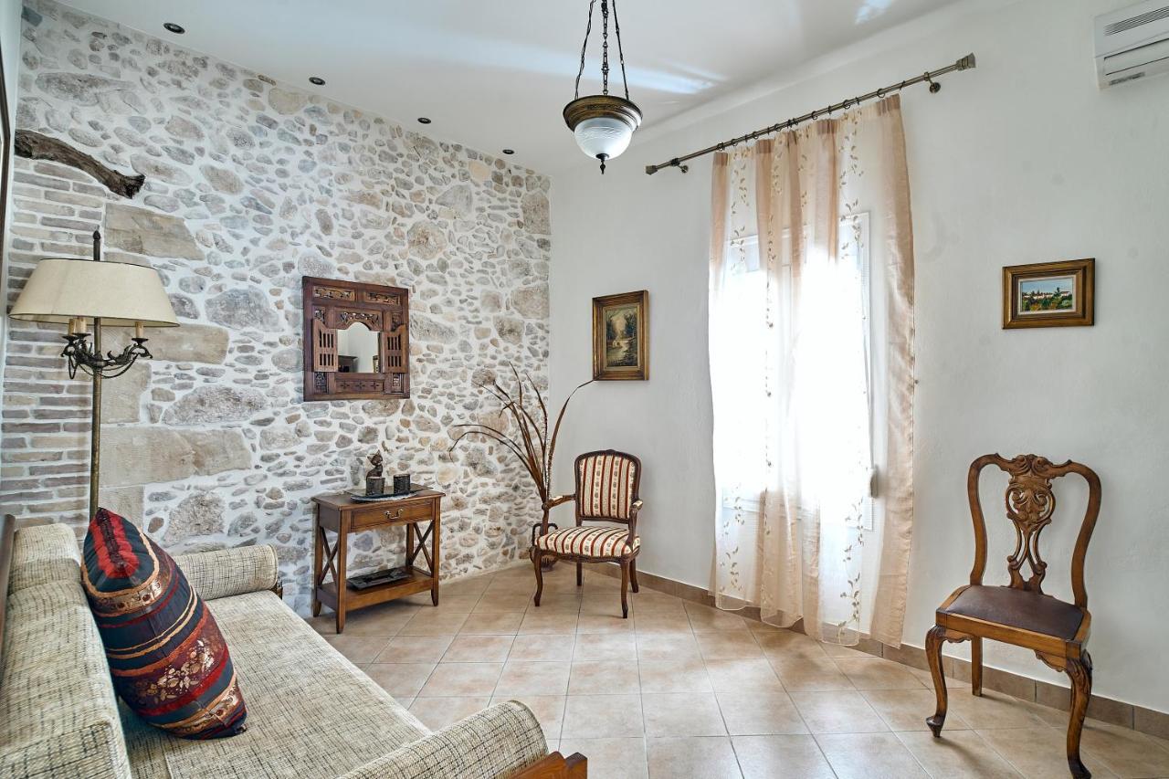 Ekavi Apartment Kíssamos Екстериор снимка